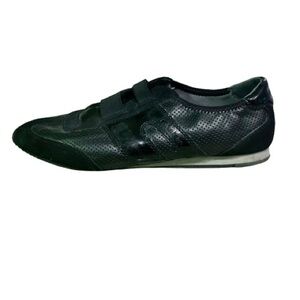 Calvin Klein Black Canvas & Patent Leather Fancy Sneakers Sport Walking …
